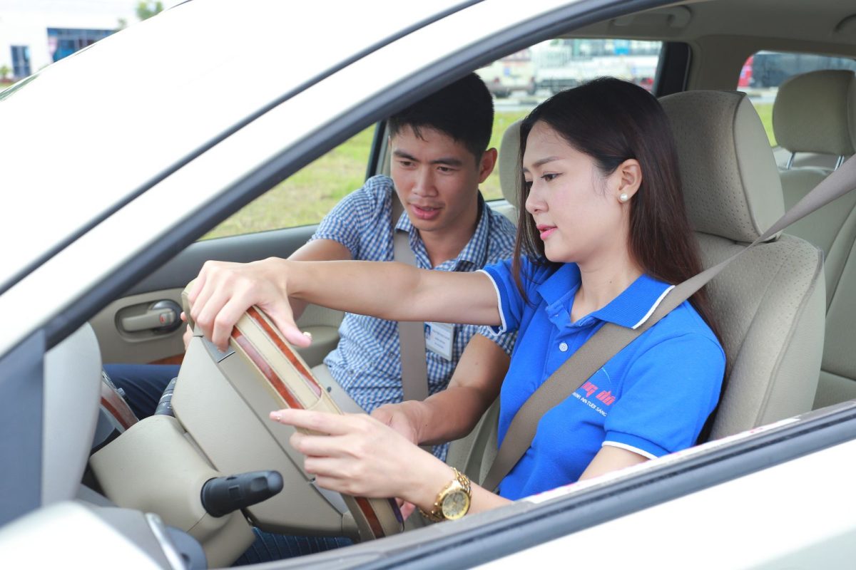 Học bằng lái xe B2 tại TPHCM - Trở thành tài xế thành thạo với khóa học chất lượng cao 28 Học bằng lái xe B2 tại TPHCM - Trở thành tài xế thành thạo với khóa học chất lượng cao