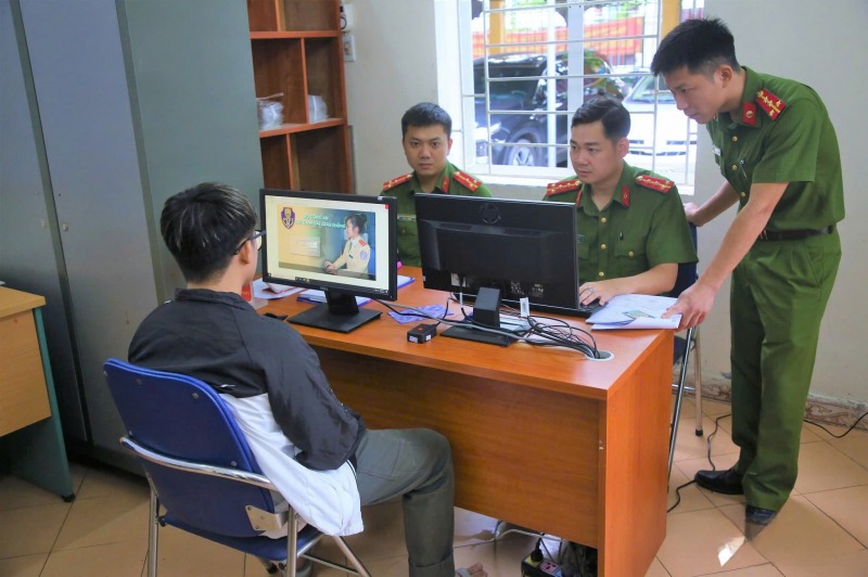 Công an cấp xã sẽ tiếp nhận hồ sơ đổi, cấp lại giấy phép lái xe để phục vụ nhân dân ngay tại cơ sở 65 Cong an cap xa se tiep nhan ho so doi cap lai giay phep lai xe de phuc vu nhan dan ngay tai co so
