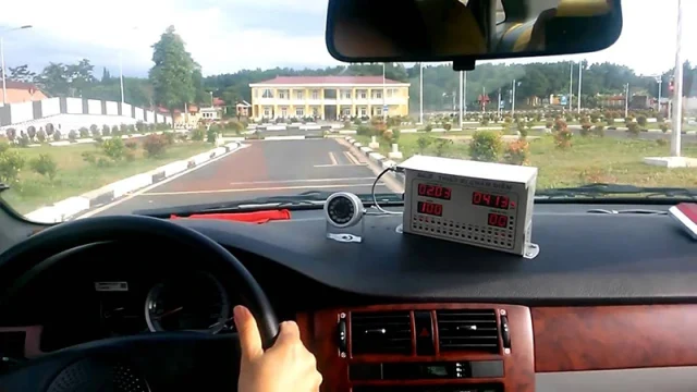 Học bằng lái xe ô tô ở đâu uy tín? Đăng ký ngay để được tư vấn 6 Học viên chạy DAT