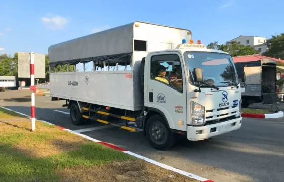 Thi sát hạch bằng lái xe ô tô Hạng C1