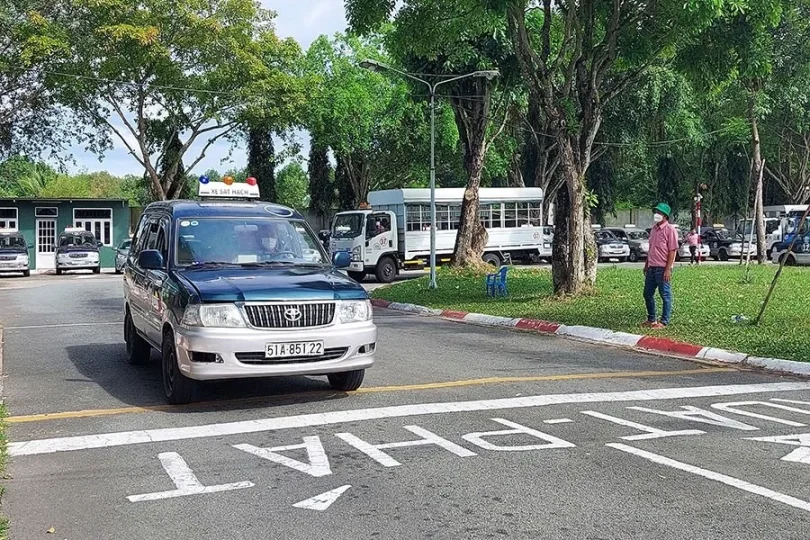 Trường dạy học lái xe ô tô Sài Gòn Tourist