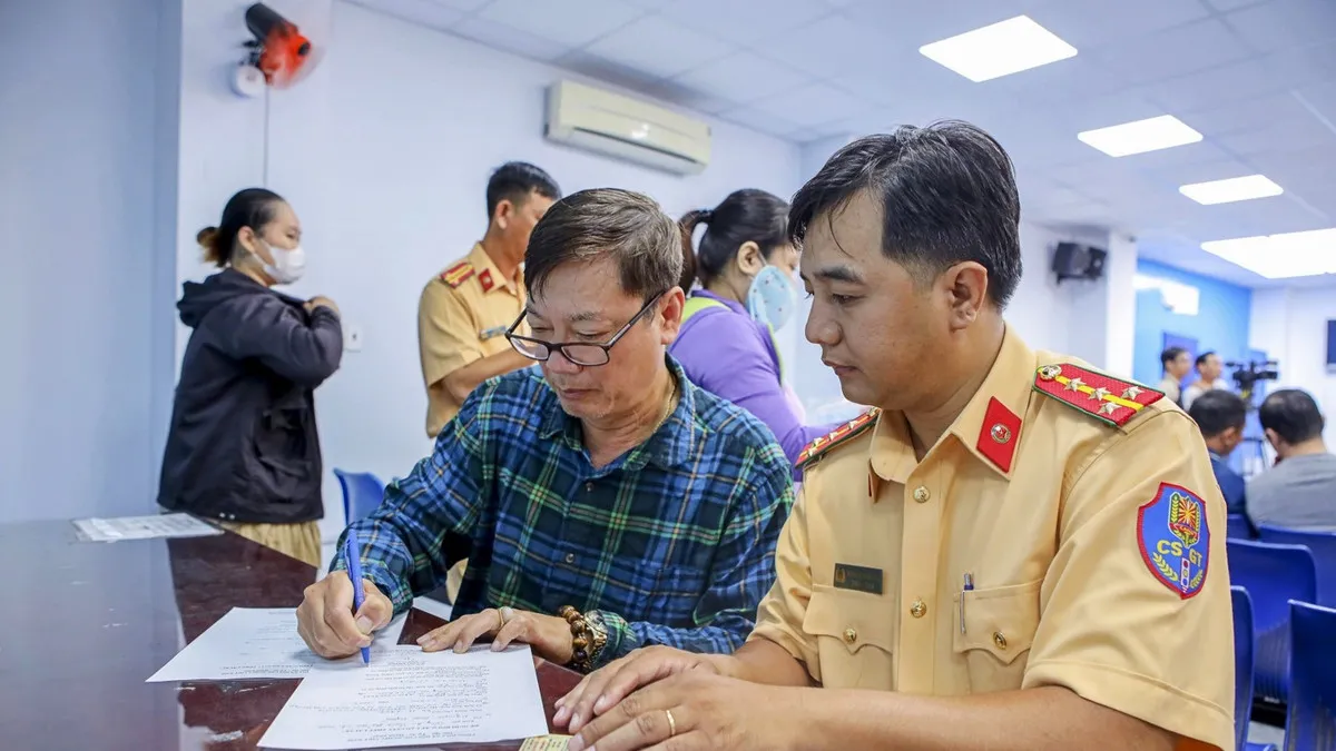 TP. Hồ Chí Minh: Thông tin mới về địa điểm đổi, cấp lại giấy phép lái xe